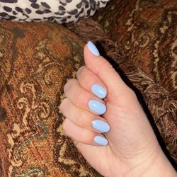 Blue Sky Nails & Lash - Gel manicure with chrome on top.