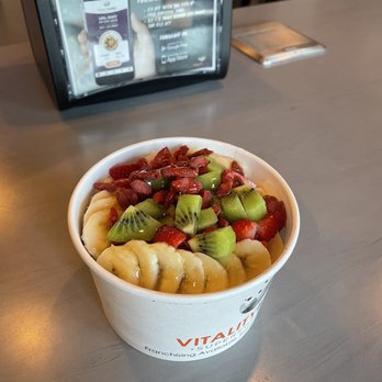 Vitality Bowls - Medium vitality bowl with regular toppings + kiwi. Super yummy - Juice Bars & Smoothies Near Me - San Jose, California Vitality Bowls - Medium vitality bowl with regular toppings + kiwi. Super yummy - Juice Bars & Smoothies Near Me - San Jose, California