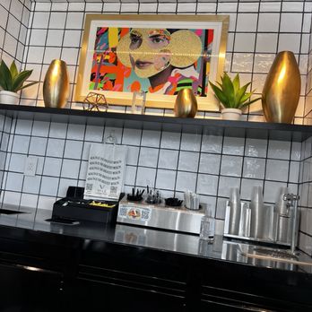Vale Healthy Kitchen - Refresh station - Acai Bowls Near Me - Miami, Florida Vale Healthy Kitchen - Refresh station - Acai Bowls Near Me - Miami, Florida
