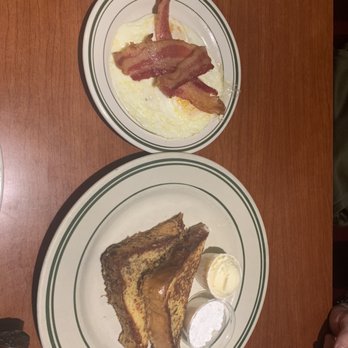 Top Deck Restaurant - The royal flush (French toast w/butter and powder sugar, bacon and sunny side up eggs)! So good! - American Near Me - Reno, Nevada Top Deck Restaurant - The royal flush (French toast w/butter and powder sugar, bacon and sunny side up eggs)! So good! - American Near Me - Reno, Nevada