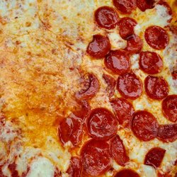 Squisito Pizza & Pasta - Glen Burnie - Um yum
