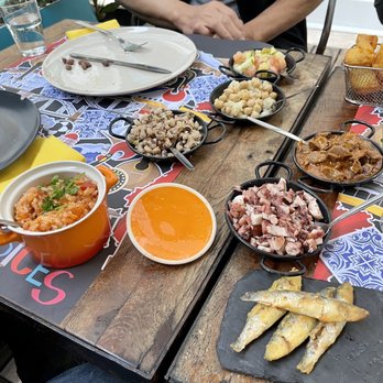 Bairrices - Portuguese Near Me - Lisbon, 11