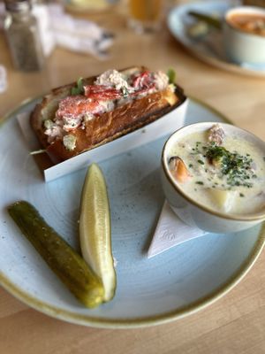 Salt Shaker Deli & Inn by null