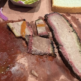 Terry Black's Barbecue - Dry brisket - Barbeque Near Me - Lockhart, Texas