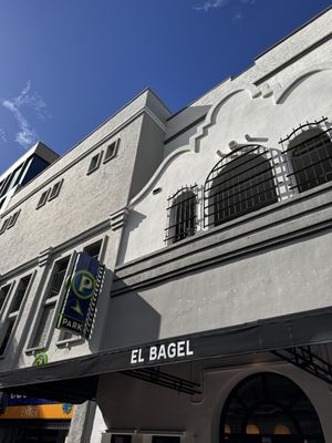 El Bagel by null