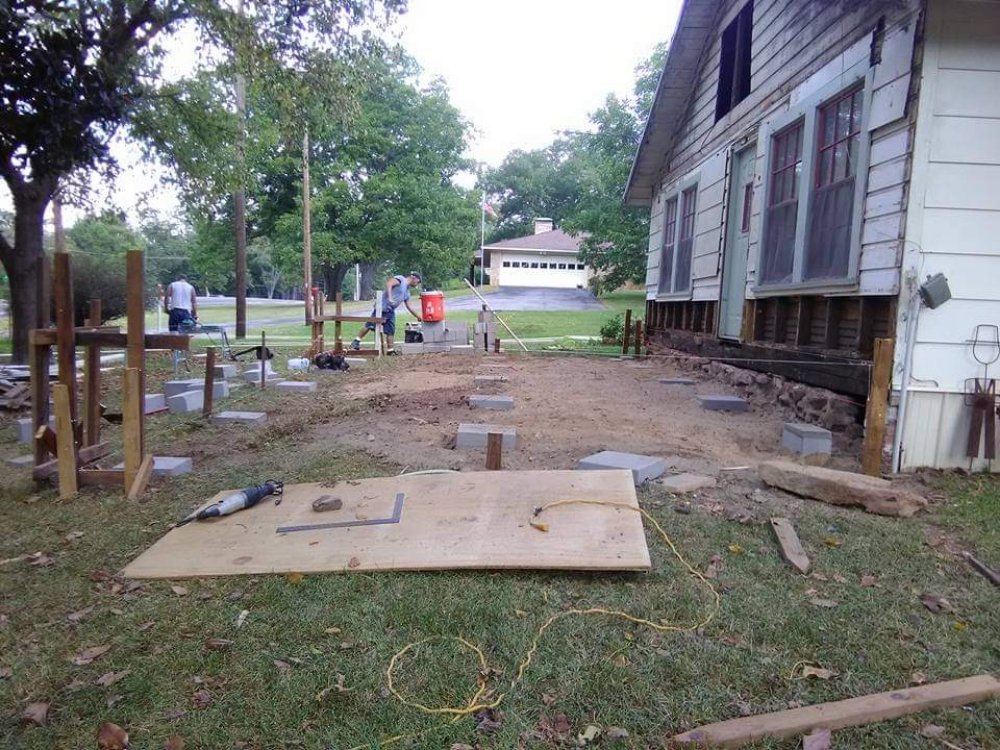 Slide of Colonial Roofing and Construction LLC