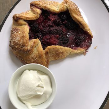 Canlis - Fruit galette - New American Near Me - Seattle, Washington