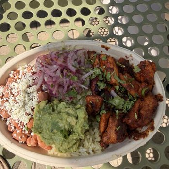 Loqui - Chicken achiote bowl. Delicious: 5/5 - Mexican Near Me - Studio City, California