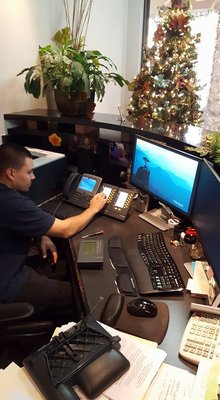 Photo of 3Packet.com - Anaheim, CA, US. A receptionist phone for a King or Queen.  Monitor all lines in enterprise and transfer to extensions.