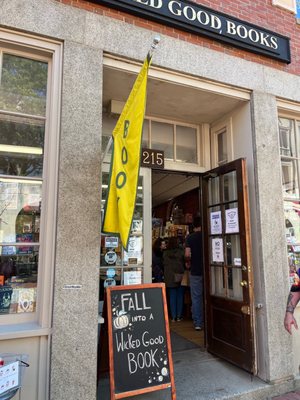 Wicked Good Books by null