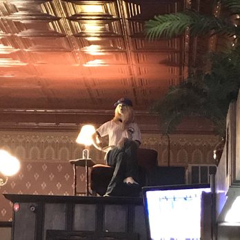 Rosie's Pub - Wonder what she's seen! - American Near Me - Bloomington, Illinois