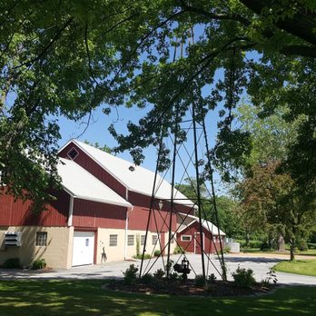 Red Barn Pet Retreat - Pet Sitting Near Me - Corcoran, Minnesota Red Barn Pet Retreat - Pet Sitting Near Me - Corcoran, Minnesota