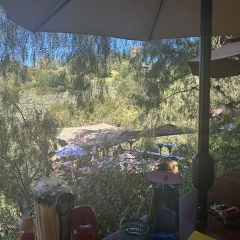 Cafe on 27 - Outside - Breakfast & Brunch Near Me - Topanga, California