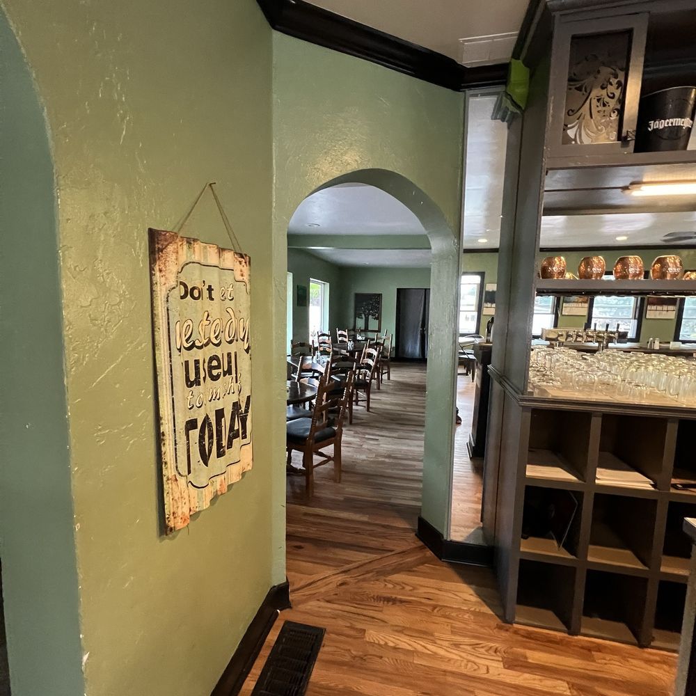 Joe Mamas - Side room with more seating - Comfort Food Near Me - Palmer Lake, Colorado Joe Mamas - Side room with more seating - Comfort Food Near Me - Palmer Lake, Colorado