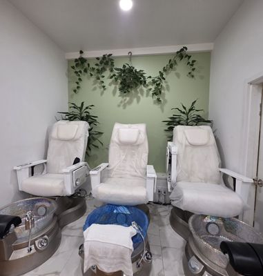 Brooklyn Nails & Spa by null