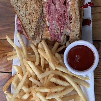 1400 Bar & Grill - Reuben sandwich with fries - American Near Me - Alameda, California