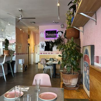 Huarachis Taqueria - Casual vibe - Cocktail Bars Near Me - Phoenix, Arizona
