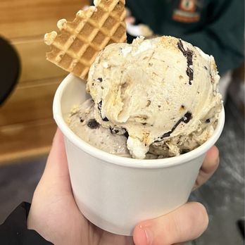 Blacksmith Ice Cream - Smores flavor - Ice Cream & Frozen Yogurt Near Me - Millcreek, Utah Blacksmith Ice Cream - Smores flavor - Ice Cream & Frozen Yogurt Near Me - Millcreek, Utah