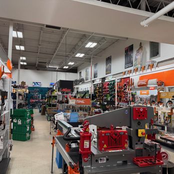 Neu's Hardware Tools Paint - Hardware Stores Near Me - Menomonee Falls, Wisconsin Neu's Hardware Tools Paint - Hardware Stores Near Me - Menomonee Falls, Wisconsin