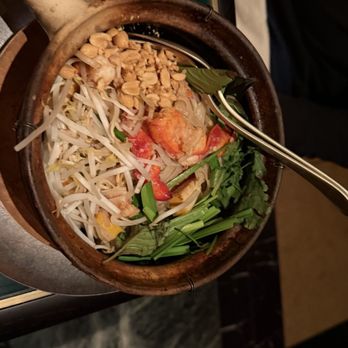Crying Tiger - Clay Pot Lobster Pad Thai - Thai Near Me - Chicago, Illinois