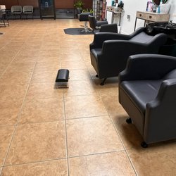 Saltwater Salon