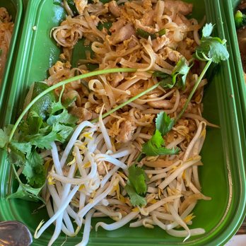 Noodle World - Pad Thai - Chinese Near Me - Alhambra, California