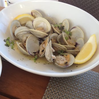 Breeze Restaurant - Clams - New American Near Me - Nantucket, Massachusetts Breeze Restaurant - Clams - New American Near Me - Nantucket, Massachusetts