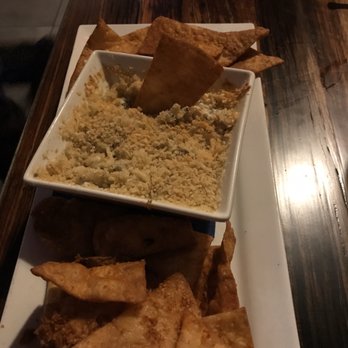 Beehive Augusta Tavern - Spinach artichoke dip with house made flour tortilla chips - American Near Me - Augusta, Kentucky