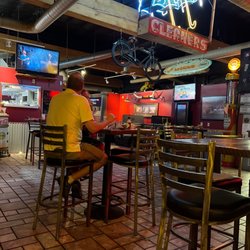 Nookies Restaurant Home Of Hermiston Brewing - Bar area.