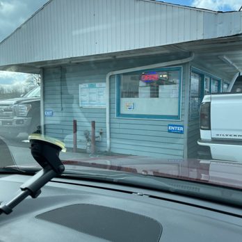 Dairy-Bar - Waiting in line. - Breakfast & Brunch Near Me - Chehalis, Washington