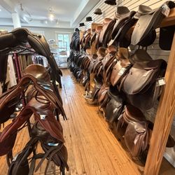 Maryland Saddlery - Maryland Saddlery offers a wide range of used english saddles for sale. Shop our catalog of over 200 saddles across two stores & online.