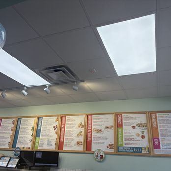 Tropical Smoothie Cafe - Juice Bars & Smoothies Near Me - Lexington, Kentucky Tropical Smoothie Cafe - Juice Bars & Smoothies Near Me - Lexington, Kentucky