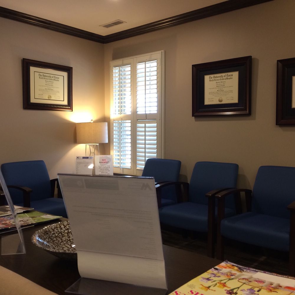 Midwest Endodontic Specialists - Waiting area - Endodontists Near Me - Peoria, Illinois