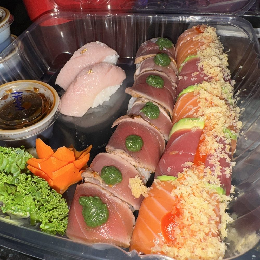 Toro Sushi, Charles Roll, Hot Mommy Roll Toro Sushi, Charles Roll, Hot Mommy Roll