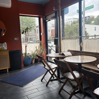Sunrise Sunset - Plenty of seating. - Wine Bars Near Me - Bushwick, New York