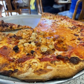 BIG PAPA'S - Updated December 2025 - 121 Photos & 118 Reviews