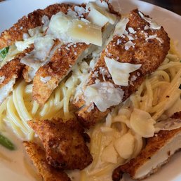 Fried Dylans Chicken Alfredo Pasta Dinner Fried Dylans Chicken Alfredo Pasta Dinner