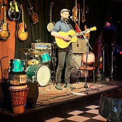 Luthier's Co-Op - Scott Meyers singing and playing the guitar and harmonica!!