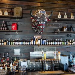Farmhouse Kitchen + Bar - Bar at Farmhouse Kitchen + Bar