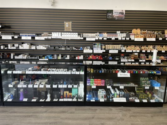 vape shop maypole Vape City Smoke Shop, 911 Main St, Walpole, MA 02081, US
