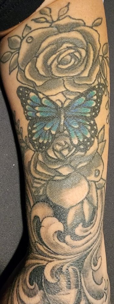 Tattoos & The Oval Office: Uncovering Presidential Body Art - tf3uva9