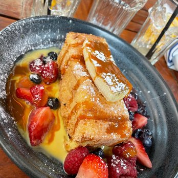 Alfie's - New American Near Me - New York, New York Alfie's - New American Near Me - New York, New York