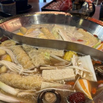 Xi Hotpot - Split broth, mushroom and bone broth - Hot Pot Near Me - Duluth, Georgia