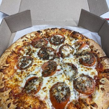 Zio Als Pizza and Pasta - Margherita Pizza - Pizza Near Me - McKinney, Texas Zio Als Pizza and Pasta - Margherita Pizza - Pizza Near Me - McKinney, Texas