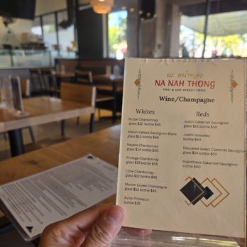 Na Nah Thong - Thai Near Me - Fresno, California Na Nah Thong - Thai Near Me - Fresno, California