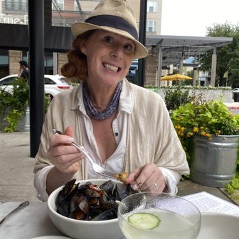 North Italia - Mussels, aloe Vera liquor martini - Italian Near Me - Plano, Texas North Italia - Mussels, aloe Vera liquor martini - Italian Near Me - Plano, Texas