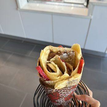 Eight Turn Crepe - Custom: Strawberry Nutella banana - Creperies Near Me - North Las Vegas, Nevada Eight Turn Crepe - Custom: Strawberry Nutella banana - Creperies Near Me - North Las Vegas, Nevada