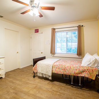Jackie's Hideaway - Retirement Homes Near Me - Tarzana, California Jackie's Hideaway - Retirement Homes Near Me - Tarzana, California