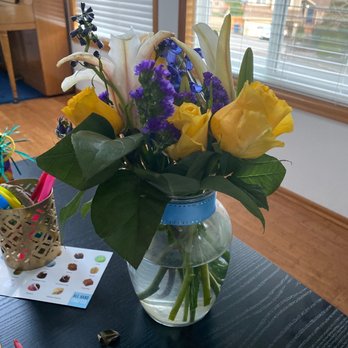 Olas Flower - Florists Near Me - Bothell, Washington