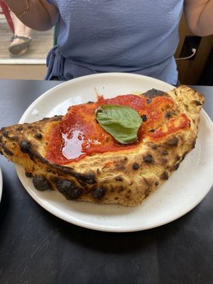 Crudo Pizza & Panuozzo by null